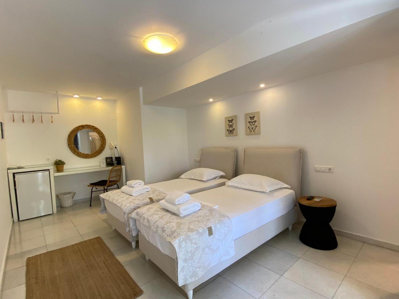 Perivoli Rooms ปาริเกีย ห้อง รูปภาพ