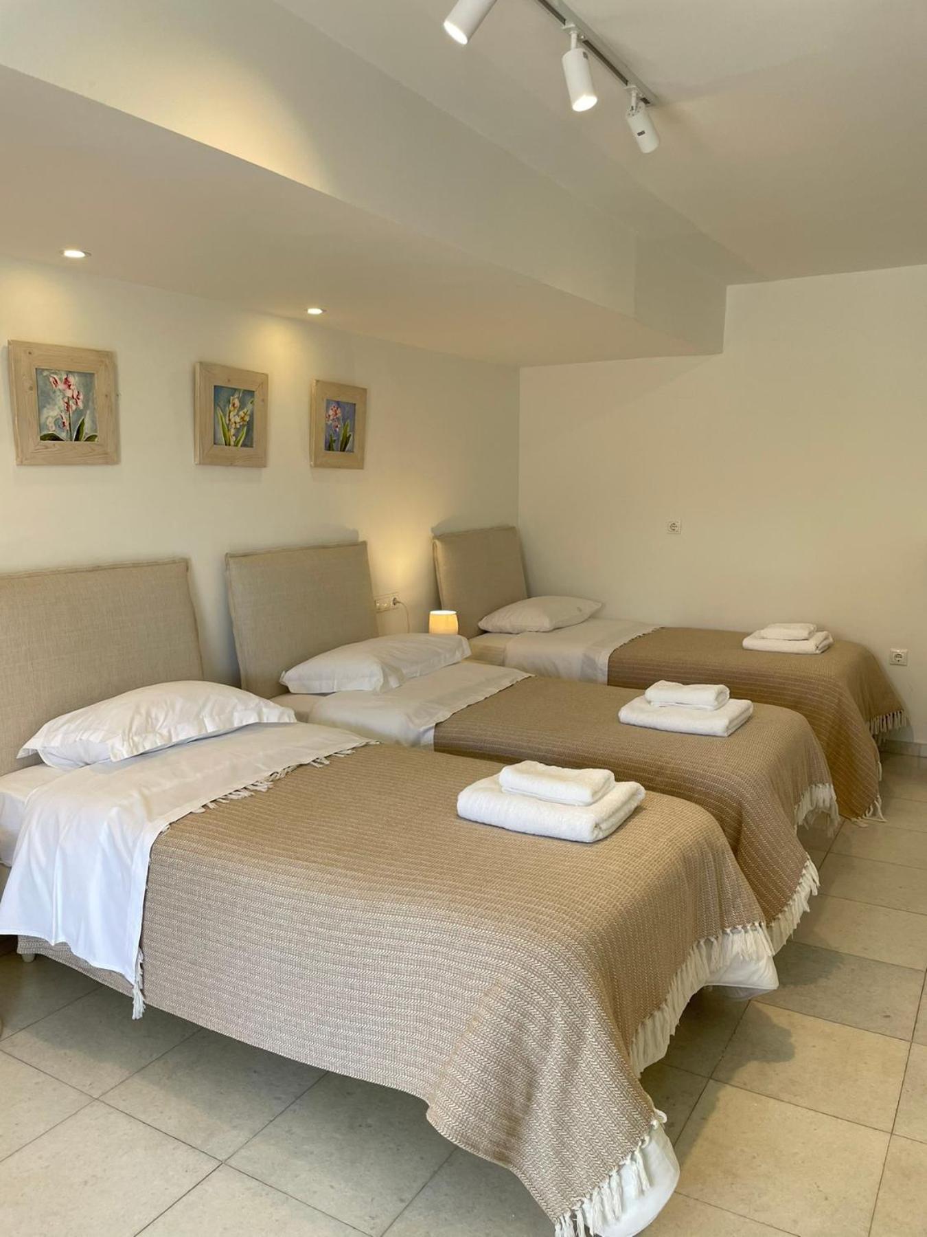 Perivoli Rooms ปาริเกีย ห้อง รูปภาพ